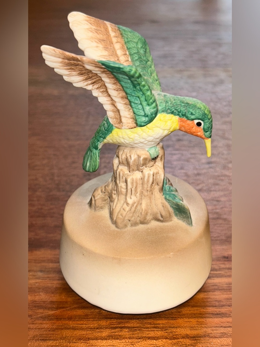 Hummingbird Bird Musical Musical Box Figurine 5.5" Works